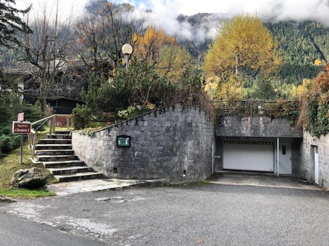 Studio Au Calme Avec Jardin Et Vue Mont-Blanc Шамони Екстериор снимка